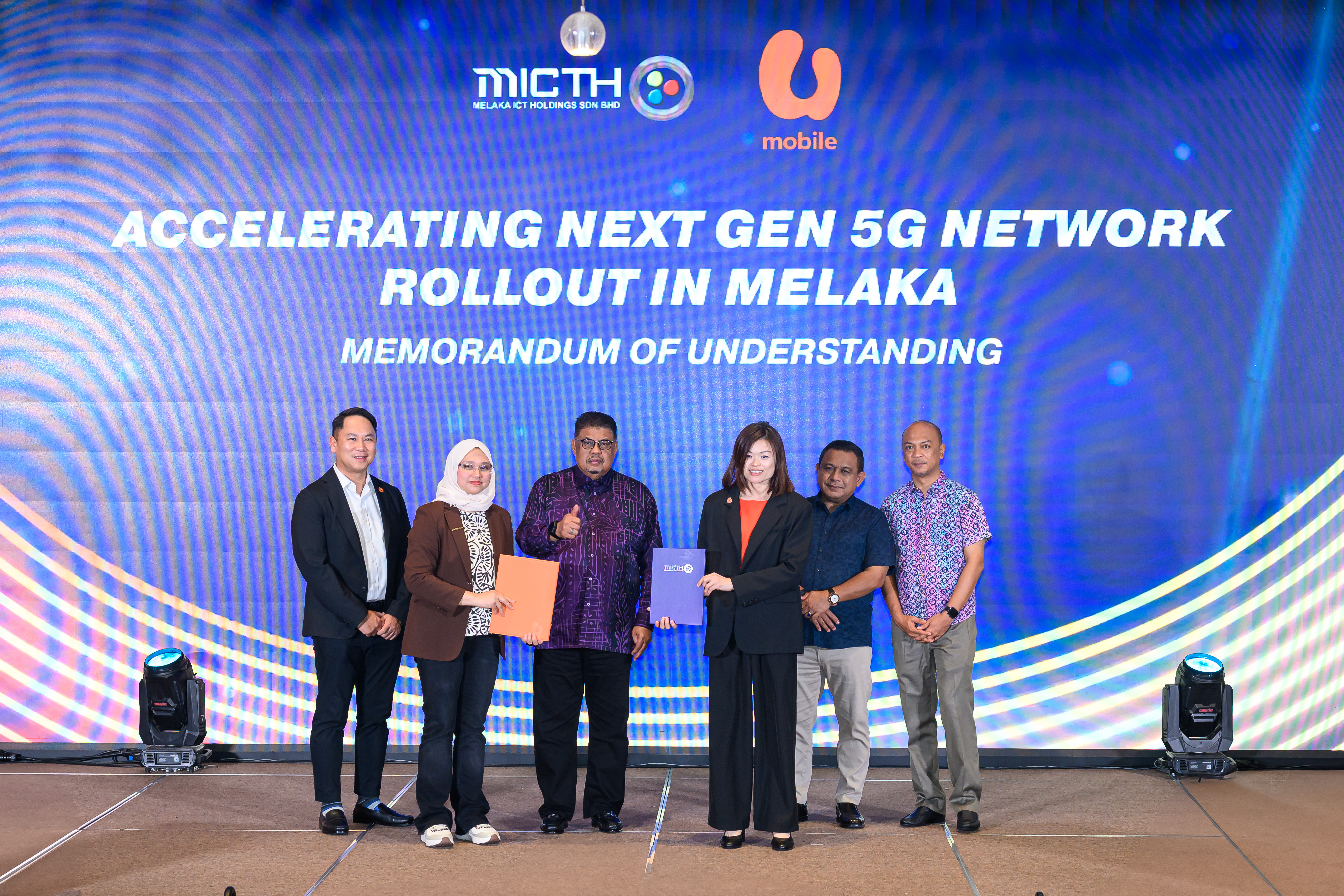U Mobile x MITCH